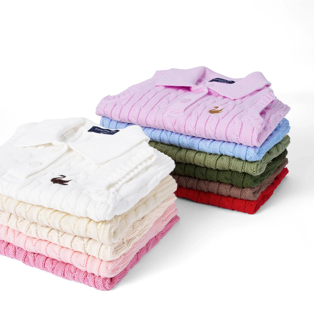 Cable Knit Sleeveless Polo Shirt in Cream
